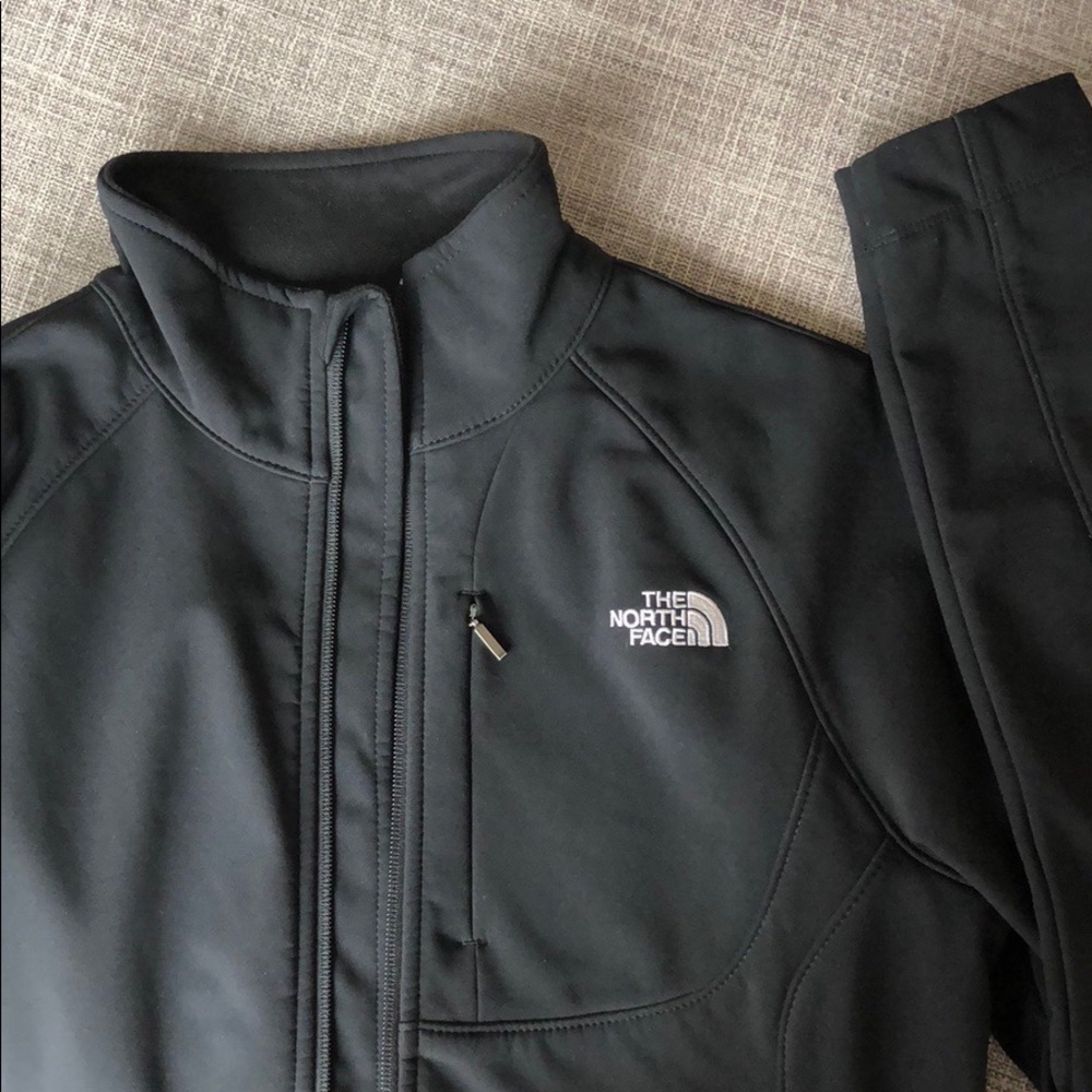 Woman’s North Face Jacket